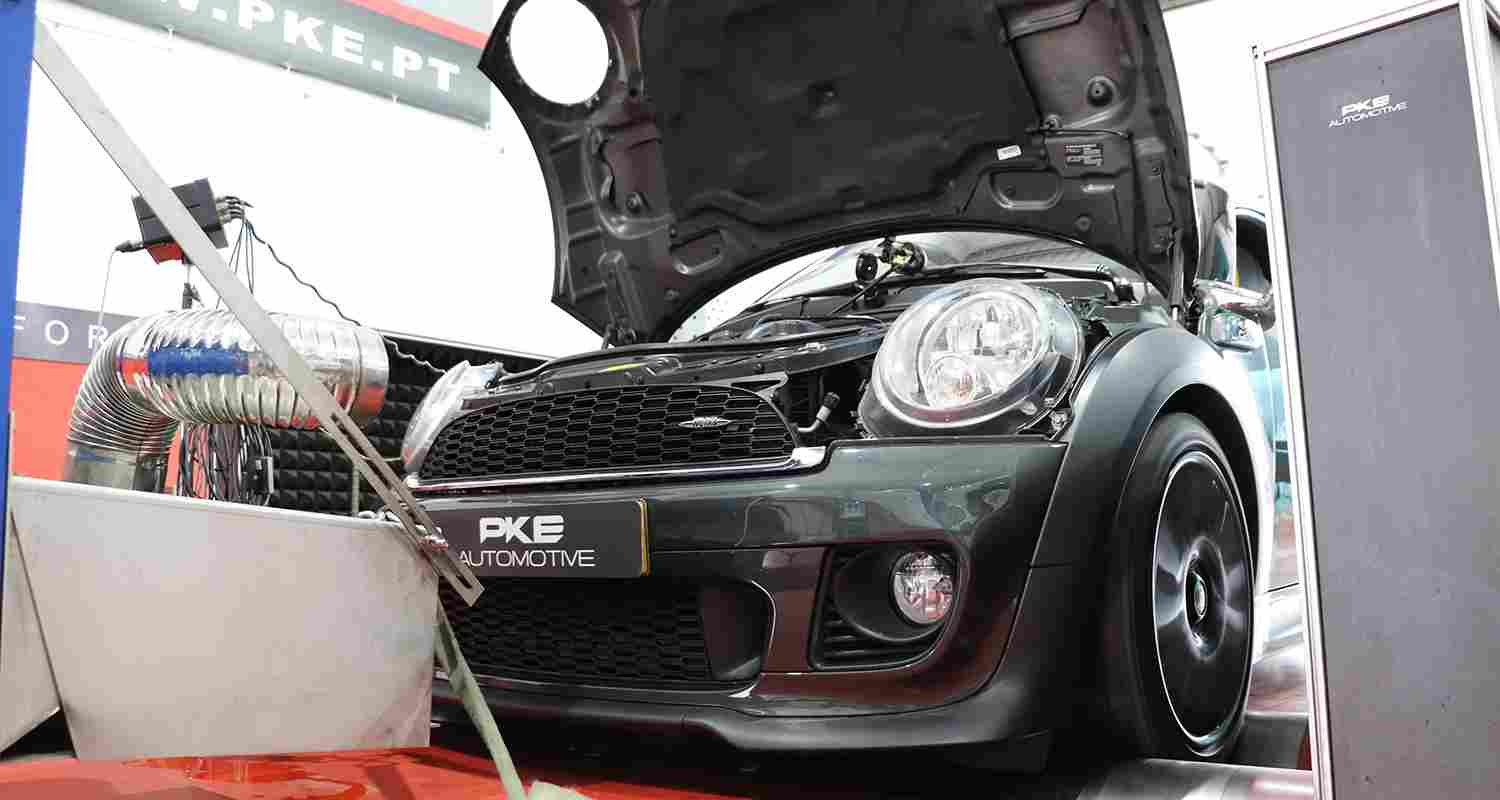 PKE FlexDRIVE Mini Coupe Jonh Couper Works 2012