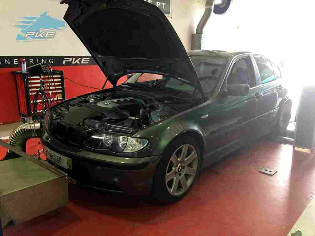 PKE SuperSPORT em BMW 330d 184cv – 2001