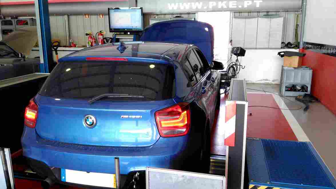 PKE SuperSPORT em BMW M135i 320cv – 2012