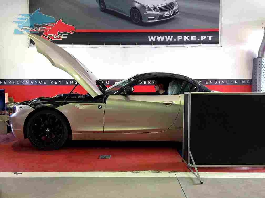 PKE SuperSPORT em BMW Z4 2.0i 184cv – 2012
