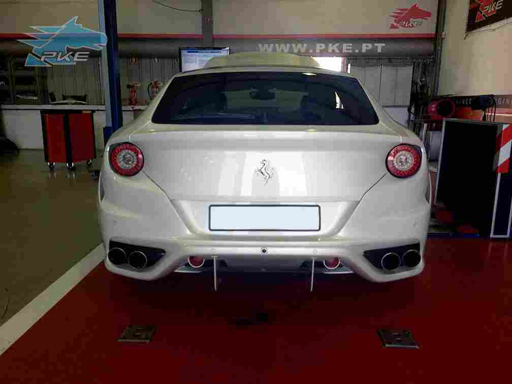 PKE SuperSPORT em Ferrari FF 6.2 V12 660cv