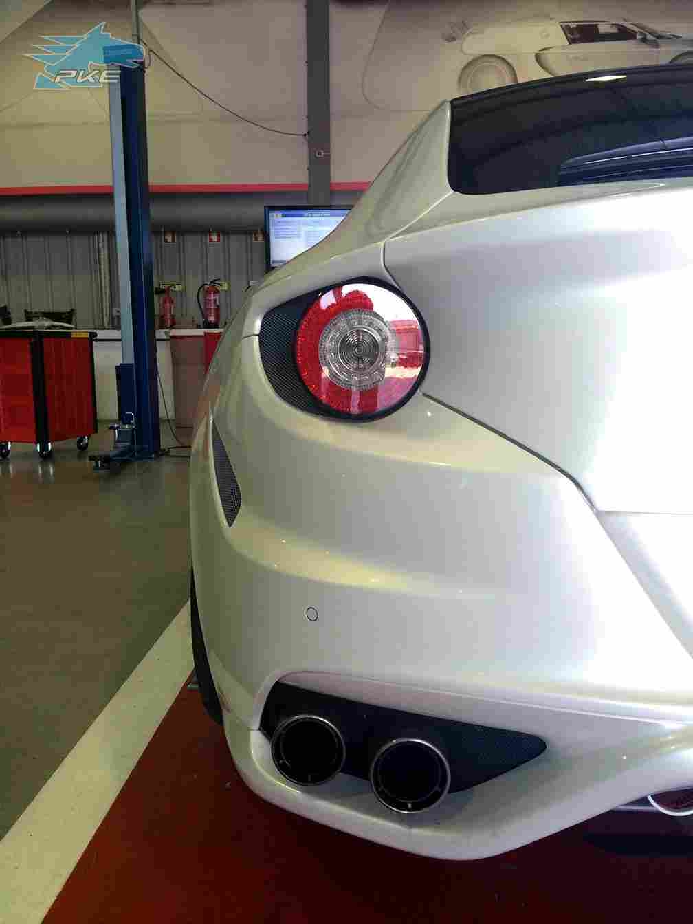 PKE SuperSPORT em Ferrari FF 6.2 V12 660cv