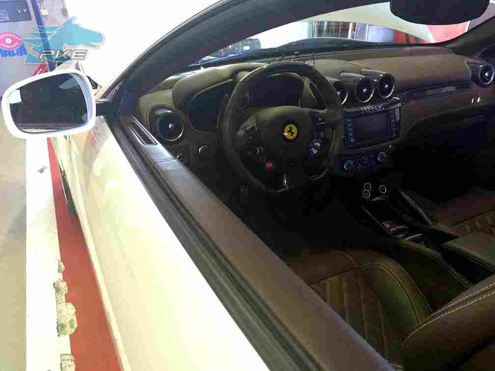 PKE SuperSPORT em Ferrari FF 6.2 V12 660cv