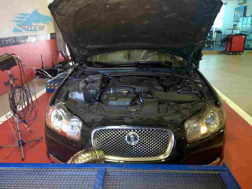 PKE FlexDRIVE em Jaguar XF 2.7D 207cv – 2008