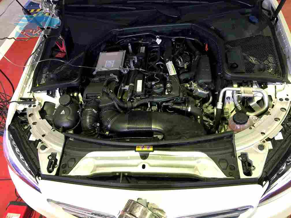 PKE SuperSPORT em Mercedes C 250 d 204cv – 2016