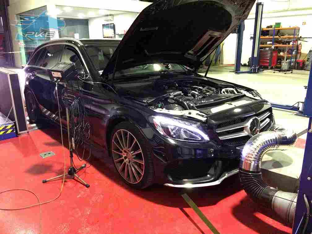 PKE SuperSPORT em Mercedes C300h 231cv – 2015