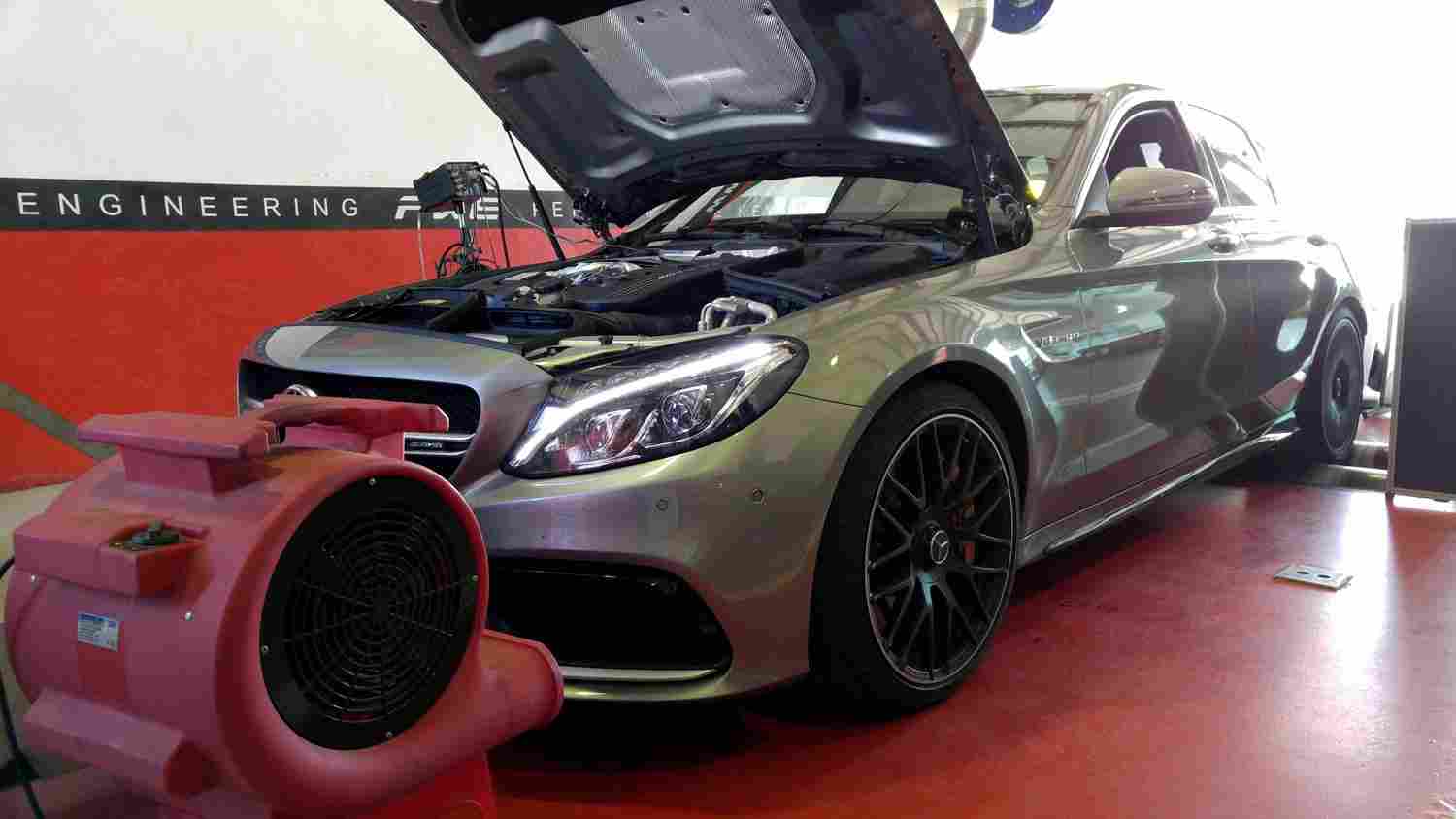 PKE SuperSPORT em Mercedes C63s AMG 510cv – 2016