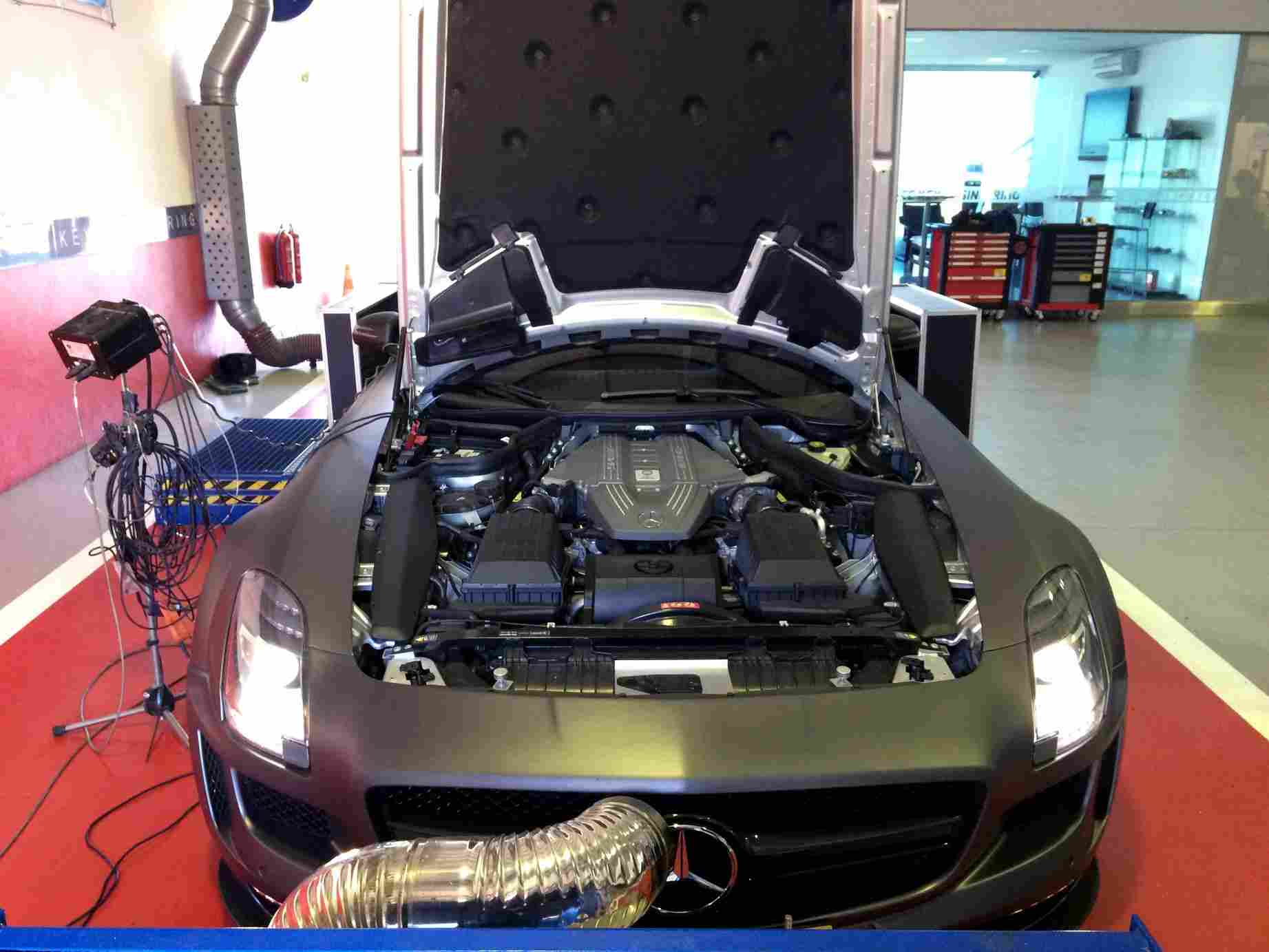 PKE SuperSPORT em Mercedes SLS 63 AMG 571cv – 2011