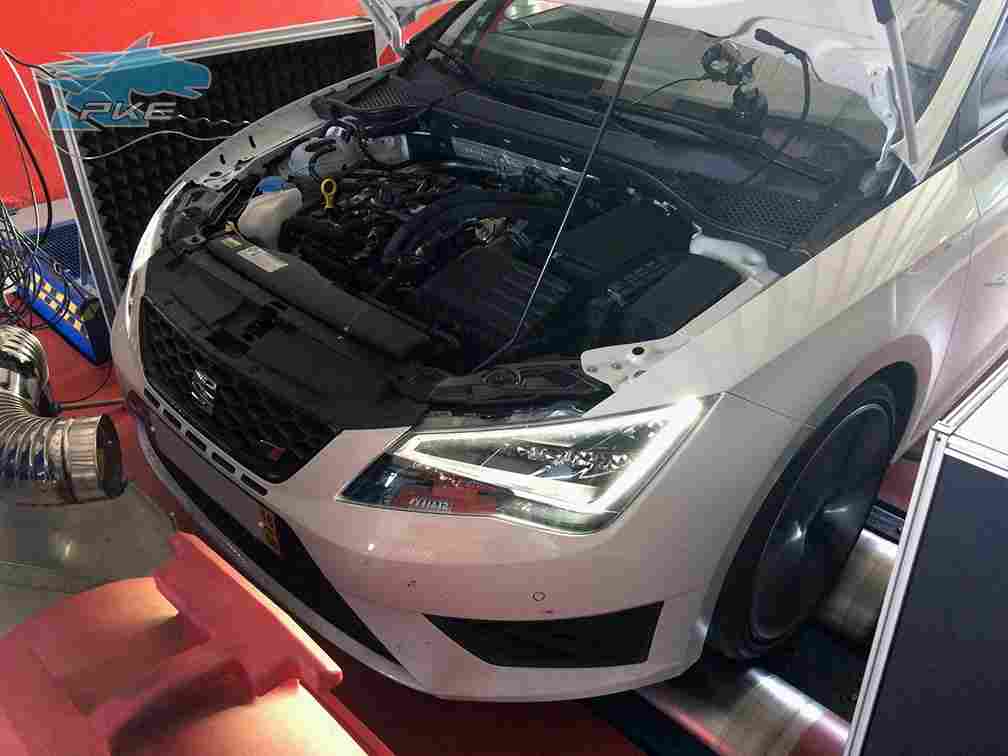 PKE SuperSPORT+ e componentes APR em Seat Leon Cupra 2.0 TSI 290cv – 2016