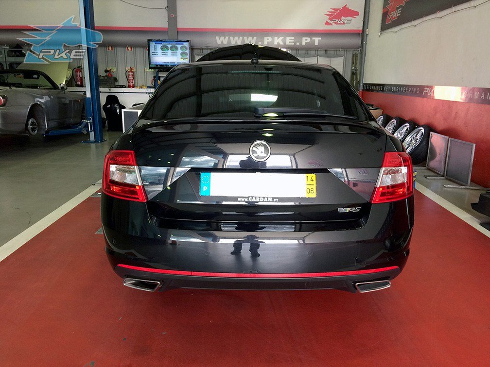 PKE SuperSPORT em Skoda Octavia RS 2.0 TDI 184cv – 2014