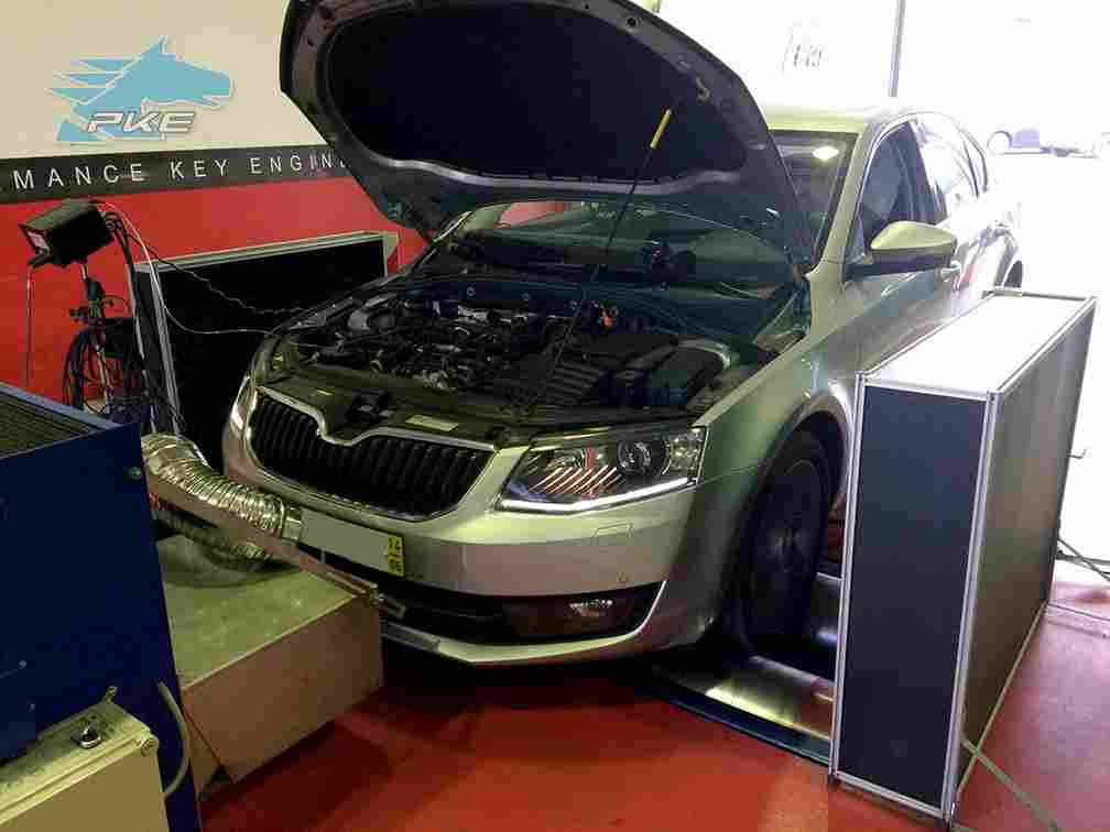 PKE FlexDRIVE em Skoda Octavia 1.6 TDI 105cv – 2014