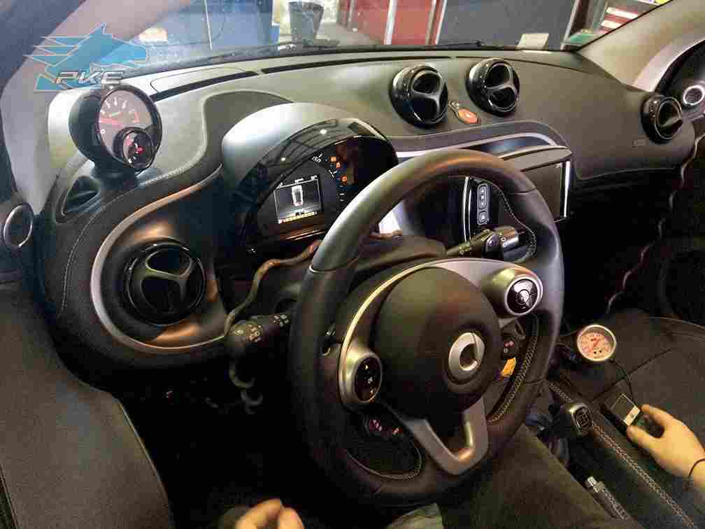 PKE SuperSPORT em Smart ForTwo Brabus 0.9 Tce 109cv – 2016